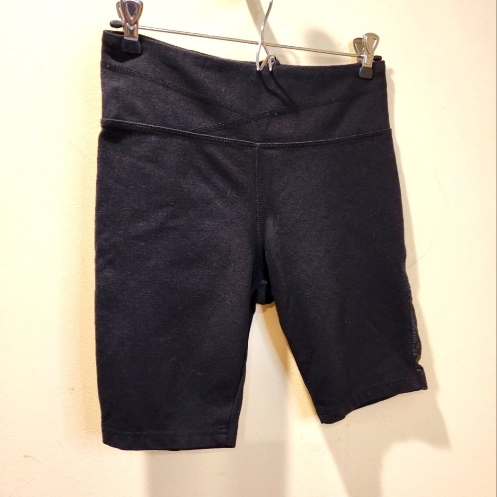 ATHLETIC COLLECTION women's black short size S